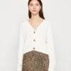 Monki Cardigan - Off White 2 Monki Cardigan - Off White -Monki Store ee104cdf12e24819bf7e15ebe3a800ba