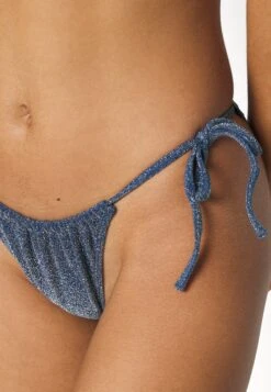 Monki Bikini Bottoms - Blue -Monki Store eec0fd1018824873a18e797777603283