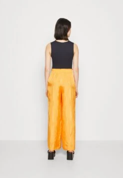 Monki Trousers - Orange Jaquard -Monki Store f1dc6de8a33a491bb08e2de0595469ca