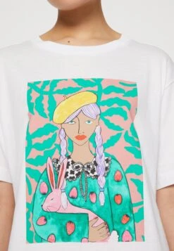 Monki Print T-Shirt - White Light 13 Monki Print T-Shirt - White Light -Monki Store f49b9fa1098a401d973ac8303926fa33