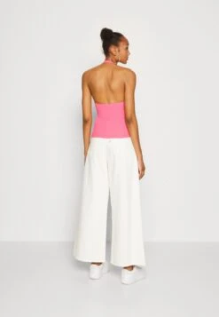 Monki Top - Pink -Monki Store f7e8a8d799c8473a86caebc64b3dc24e